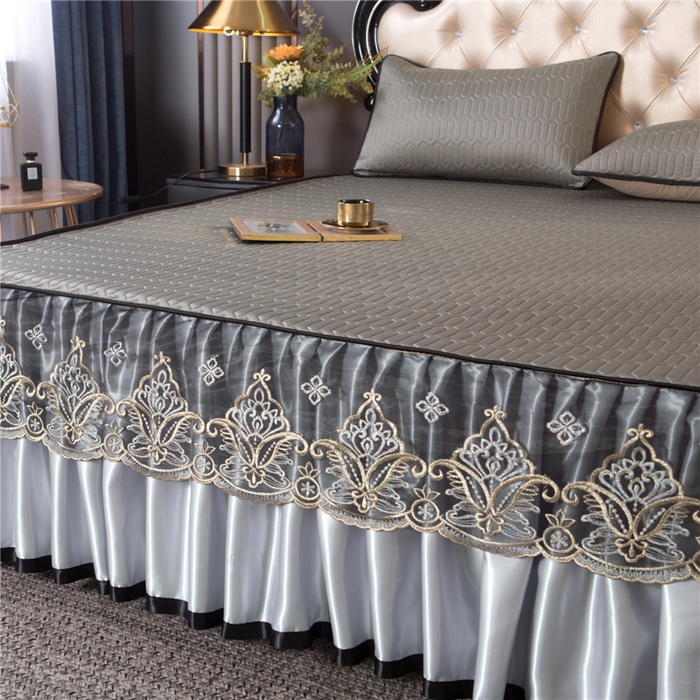 91家纺网 家纺一手货源 找家纺 能好家纺 2026春夏新款纯色+印花凉感丝乳胶凉席床裙款三件套 棕色