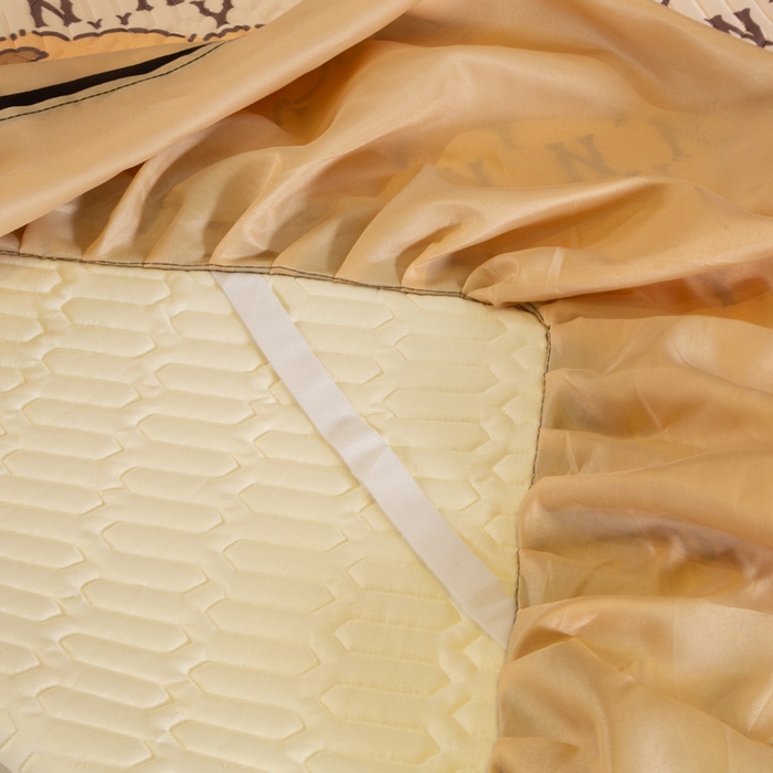 91家纺网 家纺一手货源 找家纺 能好家纺 2026春夏新款纯色+印花凉感丝乳胶凉席床裙款三件套 小熊