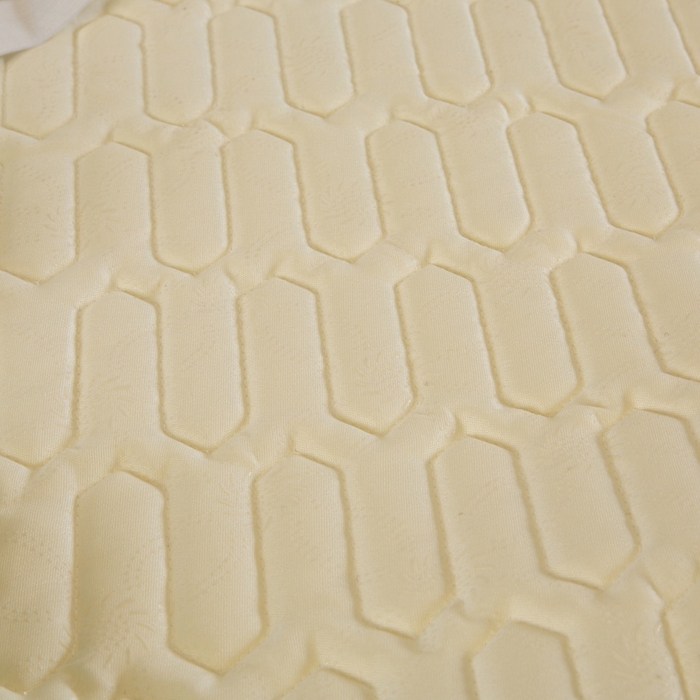 91家纺网 家纺一手货源 找家纺 能好家纺 2026春夏新款纯色+印花凉感丝乳胶凉席床裙款三件套 幽梦