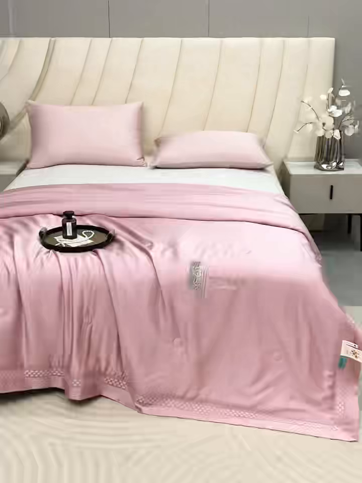 91家纺网 家纺一手货源 找家纺 博尔菲 2026新款半镂空蕾丝宽边绗缝夏被夏凉被空调被 豆沙