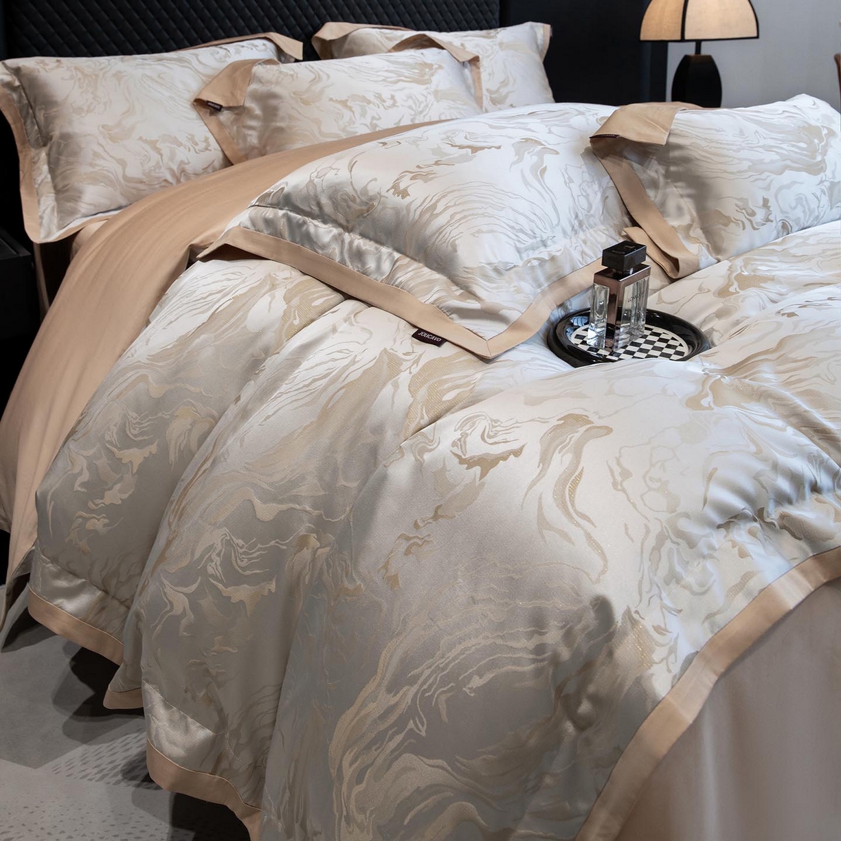 91家纺网 家纺一手货源 找家纺 2026新款轻奢风高端A类贡缎长绒棉纯棉四件套100全棉提花被套床单床笠高级感-姝忆 姝忆-星黛橙