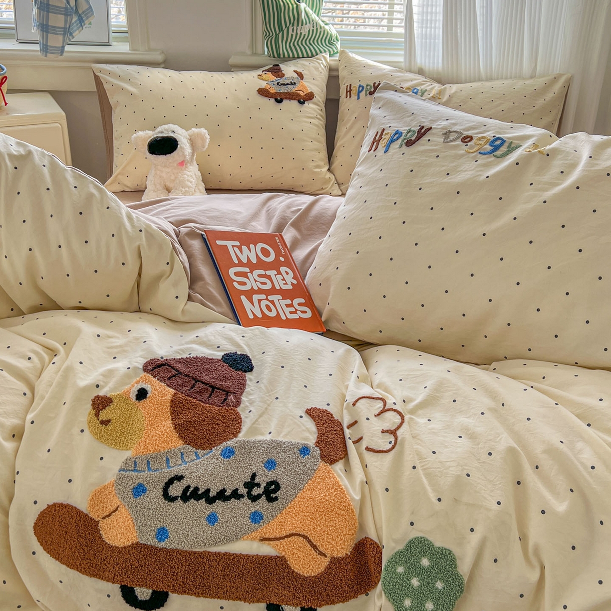 91家纺网 家纺一手货源 找家纺 思诺羽床笠 2026新款仿棉毛巾绣四件套系列 趴趴小狗