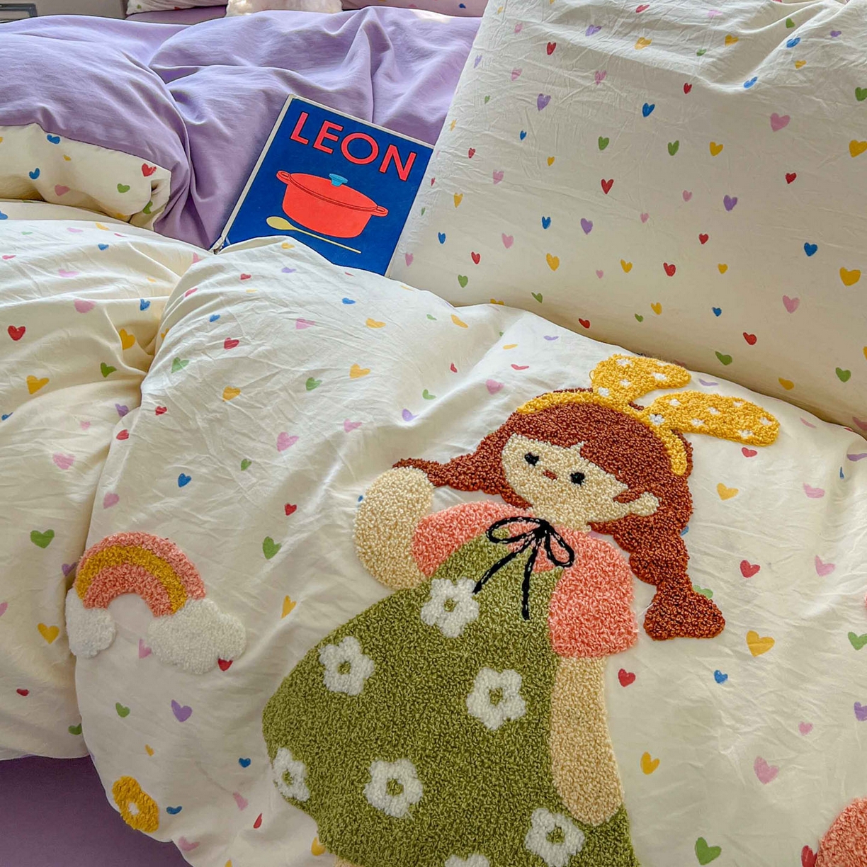 91家纺网 家纺一手货源 找家纺 思诺羽床笠 2026新款仿棉毛巾绣四件套系列 紫心少女