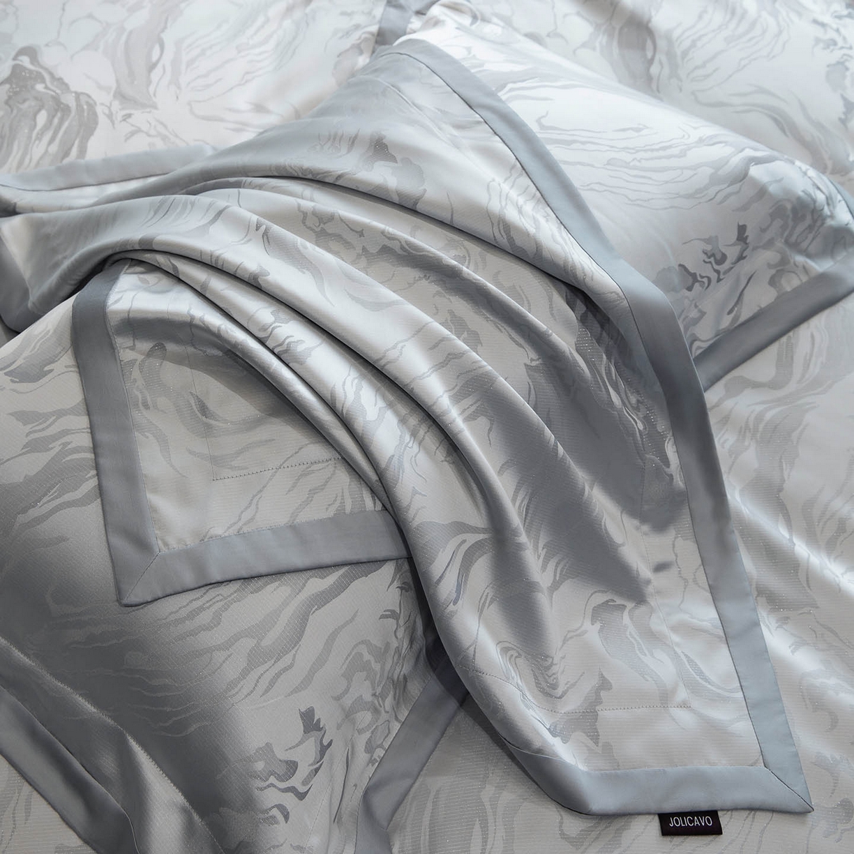 91家纺网 家纺一手货源 找家纺 2026新款轻奢风高端A类贡缎长绒棉纯棉提花被套床单床笠高级感床上用品四件套-姝忆 姝忆-蒂奥银