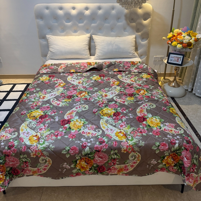 91家纺网 家纺一手货源 找家纺 被多多被业 2026新款磨毛印花夏被夏凉被空调被 繁华语梦