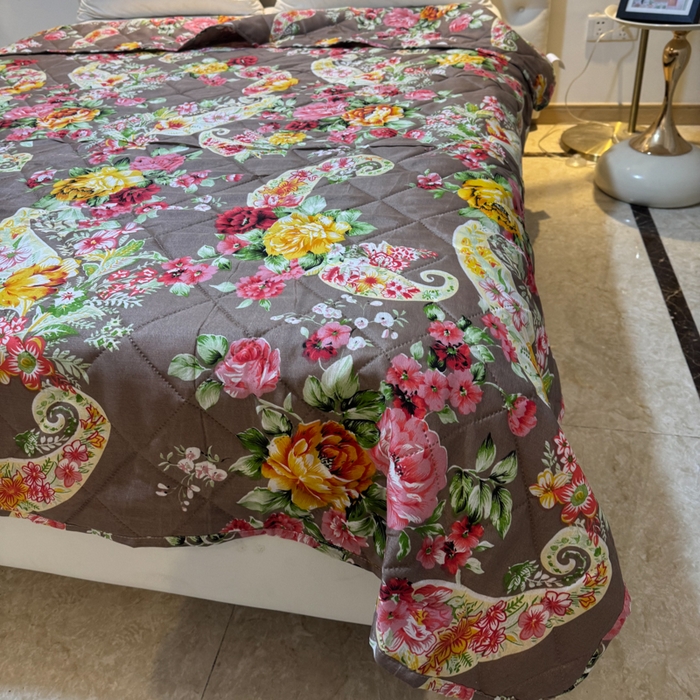 91家纺网 家纺一手货源 找家纺 被多多被业 2026新款磨毛印花夏被夏凉被空调被 繁华语梦