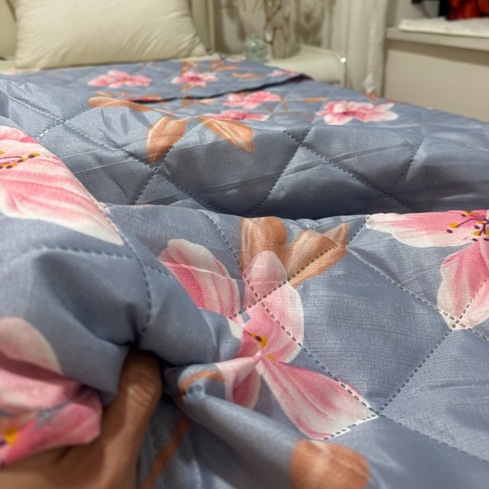 91家纺网 家纺一手货源 找家纺 被多多被业 2026新款磨毛印花夏被夏凉被空调被 粉雾兰