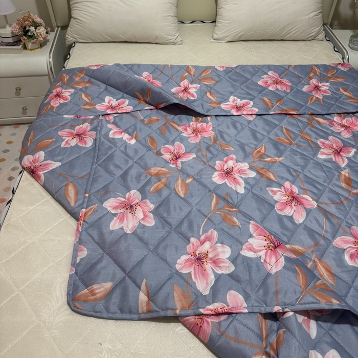 91家纺网 家纺一手货源 找家纺 被多多被业 2026新款磨毛印花夏被夏凉被空调被 粉雾兰