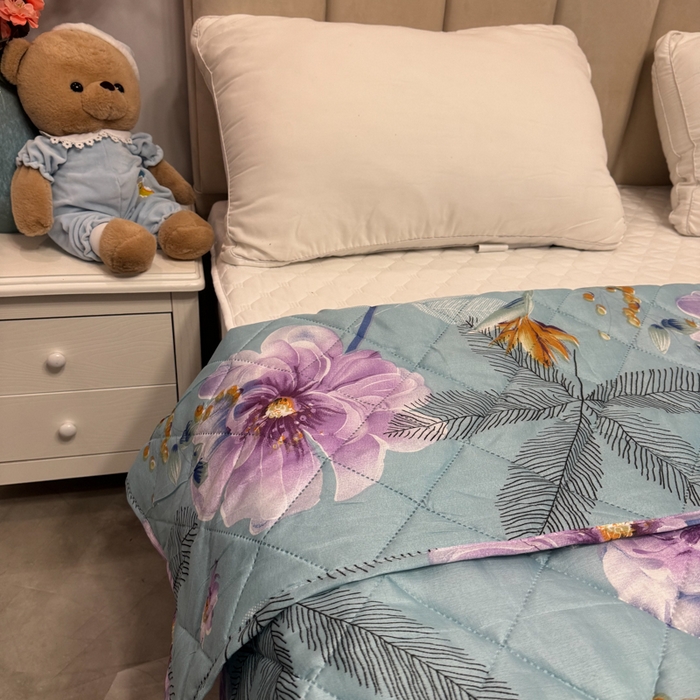 91家纺网 家纺一手货源 找家纺 被多多被业 2026新款磨毛印花夏被夏凉被空调被 荷语