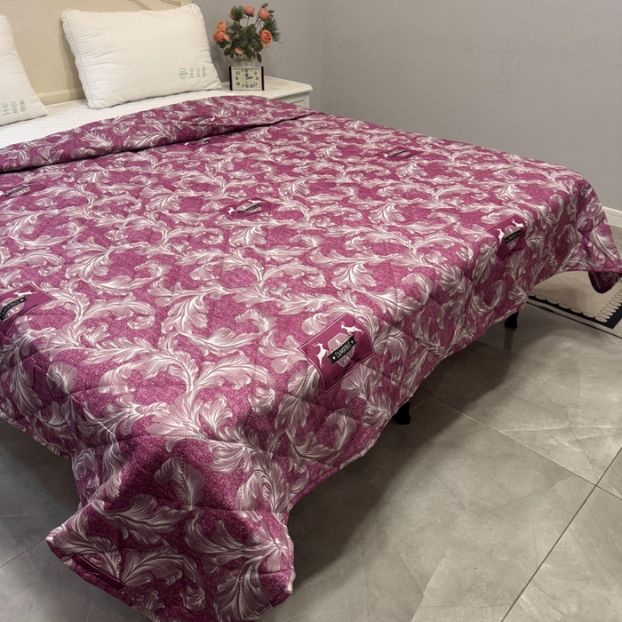 91家纺网 家纺一手货源 找家纺 被多多被业 2026新款磨毛印花夏被夏凉被空调被 迷情小鹿