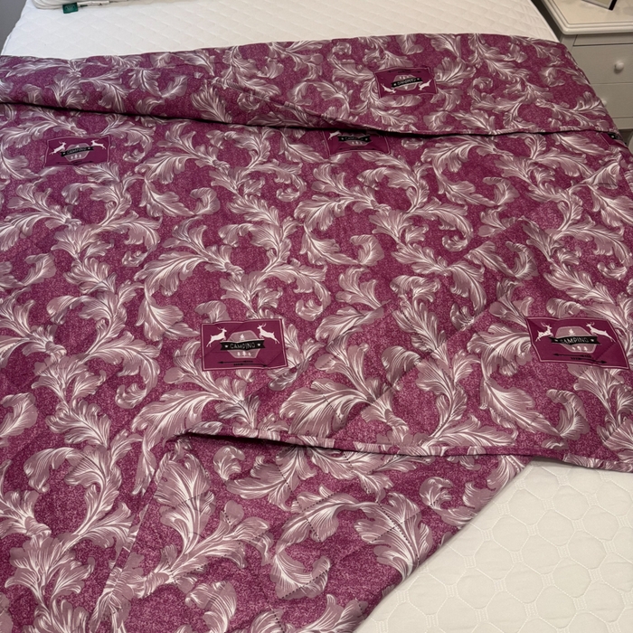 91家纺网 家纺一手货源 找家纺 被多多被业 2026新款磨毛印花夏被夏凉被空调被 迷情小鹿