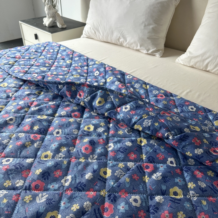 91家纺网 家纺一手货源 找家纺 被多多被业 2026新款磨毛印花夏被夏凉被空调被 小碎花-蓝