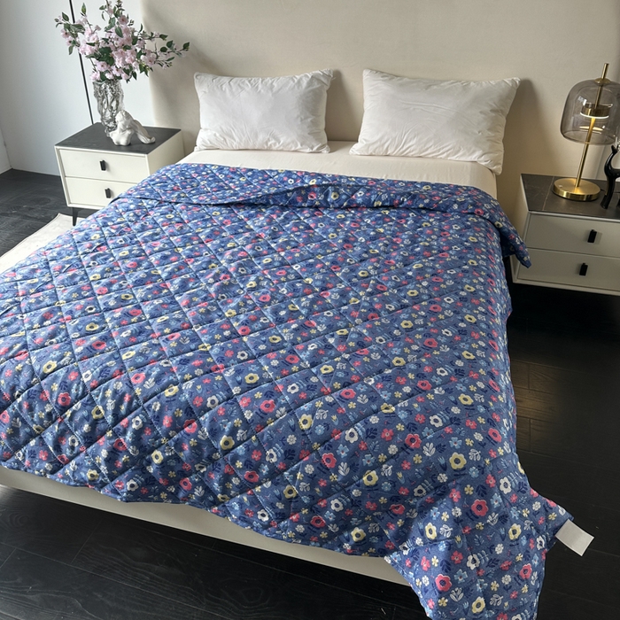 91家纺网 家纺一手货源 找家纺 被多多被业 2026新款磨毛印花夏被夏凉被空调被 小碎花-蓝