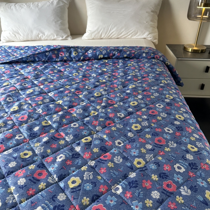 91家纺网 家纺一手货源 找家纺 被多多被业 2026新款磨毛印花夏被夏凉被空调被 小碎花-蓝