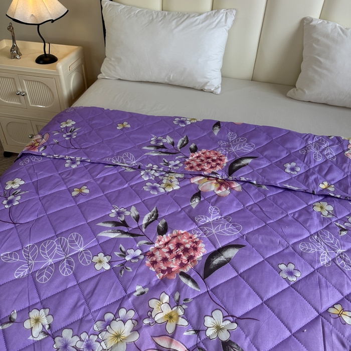 91家纺网 家纺一手货源 找家纺 被多多被业 2026新款磨毛印花夏被夏凉被空调被 紫色花海