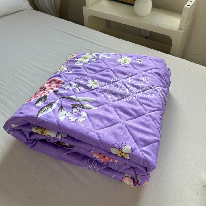 91家纺网 家纺一手货源 找家纺 被多多被业 2026新款磨毛印花夏被夏凉被空调被 紫色花海