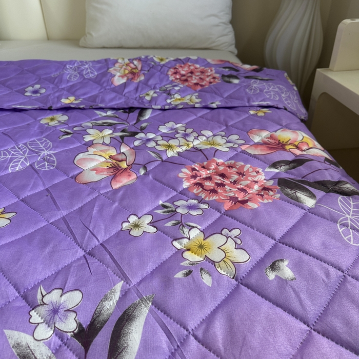 91家纺网 家纺一手货源 找家纺 被多多被业 2026新款磨毛印花夏被夏凉被空调被 紫色花海