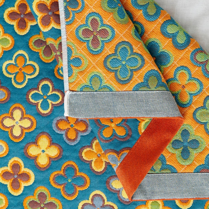 91家纺网 家纺一手货源 找家纺 朴尔家纺-毛巾被 2026新款全棉纯棉四层纱布色织提花宽边时尚枕巾系列 四叶心-蓝 52x78cm一对