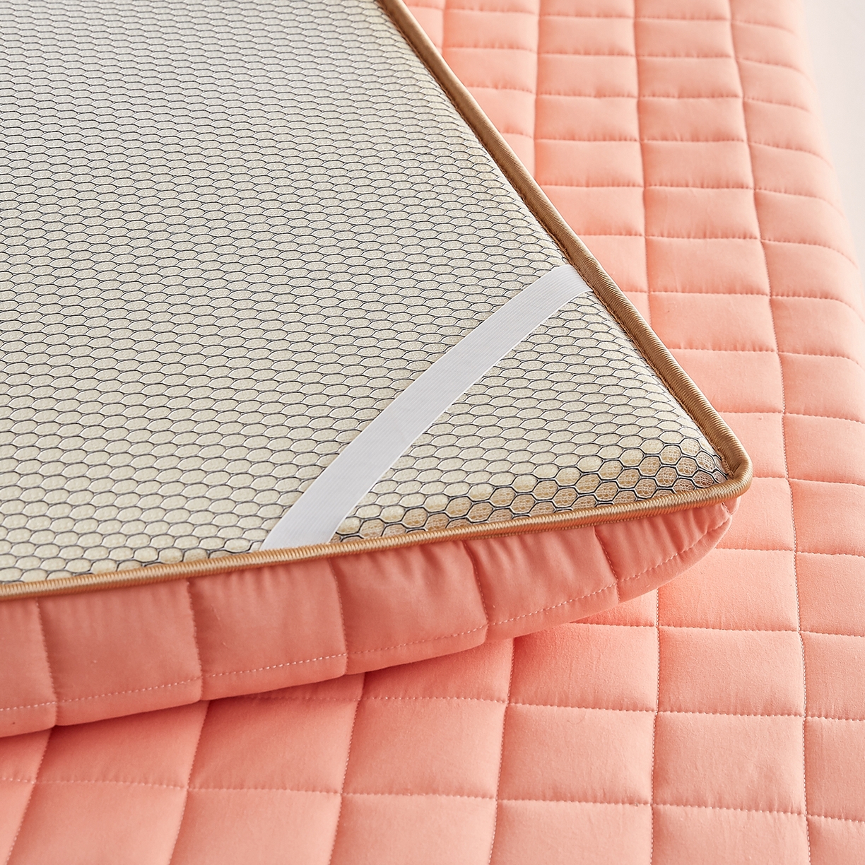 91家纺网 家纺一手货源 找家纺 月茶家纺 2026新款A类原棉新疆棉花床垫 原棉-蜜桃粉