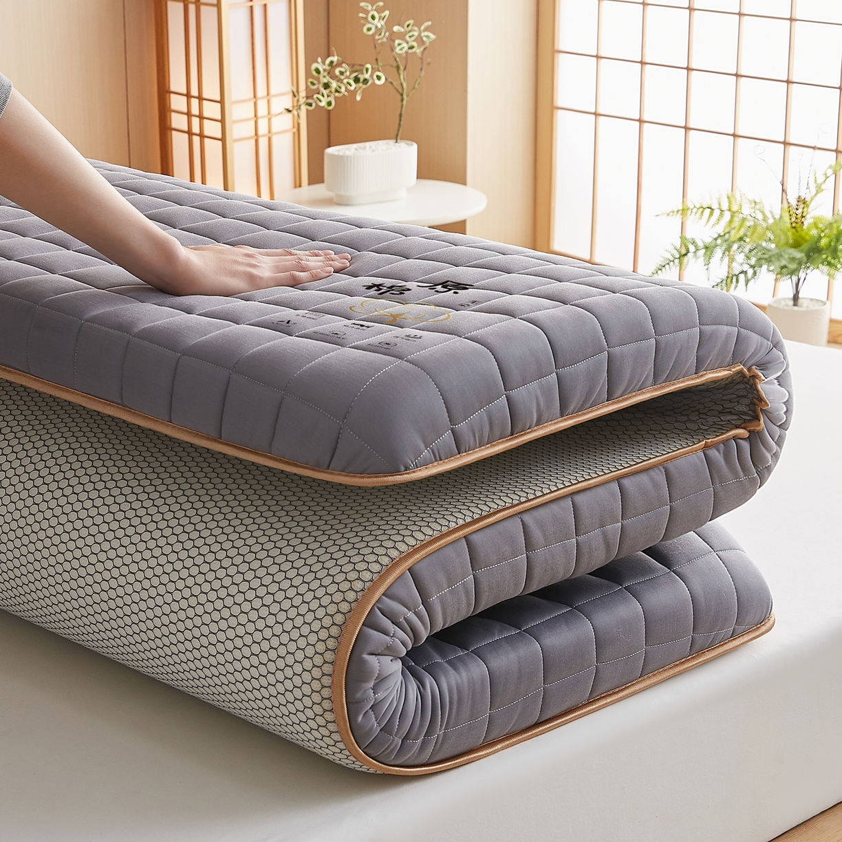 91家纺网 家纺一手货源 找家纺 月茶家纺 2026新款A类原棉新疆棉花床垫 原棉-雾霾灰