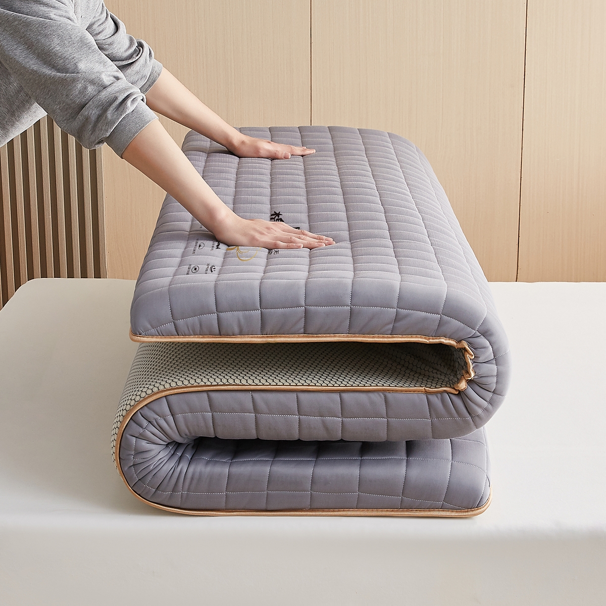 91家纺网 家纺一手货源 找家纺 月茶家纺 2026新款A类原棉新疆棉花床垫 原棉-雾霾灰