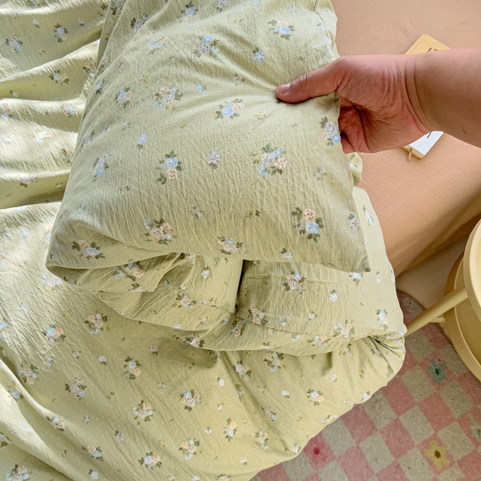 91家纺网 家纺一手货源 找家纺 优选 2026新款加厚云感棉双层纱四件套小碎花被套床单床笠款学生三件套新款直播爆款 落日暮年-绿