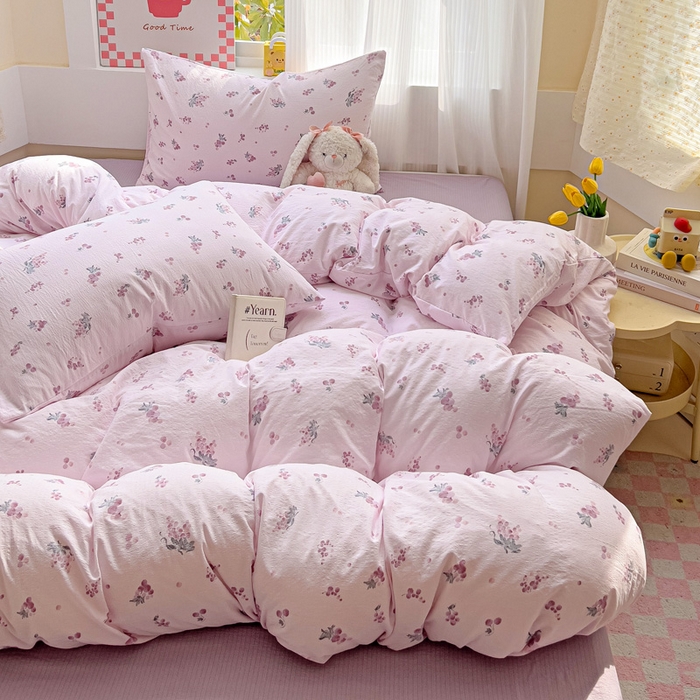 91家纺网 家纺一手货源 找家纺 优选 2026新款加厚云感棉双层纱四件套小碎花被套床单床笠款学生三件套新款直播爆款 葡萄七分甜