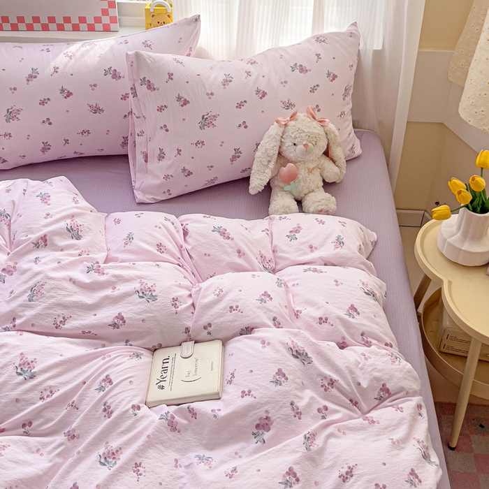 91家纺网 家纺一手货源 找家纺 优选 2026新款加厚云感棉双层纱四件套小碎花被套床单床笠款学生三件套新款直播爆款 葡萄七分甜