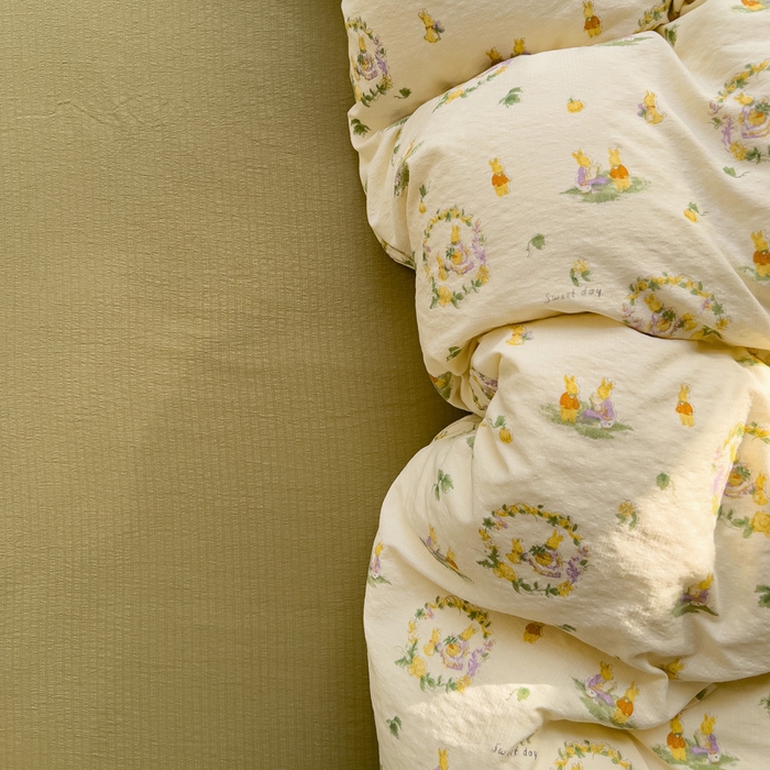 91家纺网 家纺一手货源 找家纺 优选良品 2026新款加厚云感棉双层纱四件套小碎花被套床单床笠款学生三件套新款直播爆款 兔子的欢喜