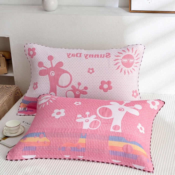 91家纺网 家纺一手货源 找家纺 朴尔家纺-毛巾被 2026新款AB版蜂窝提花锁边立体枕巾 阳光鹿-粉