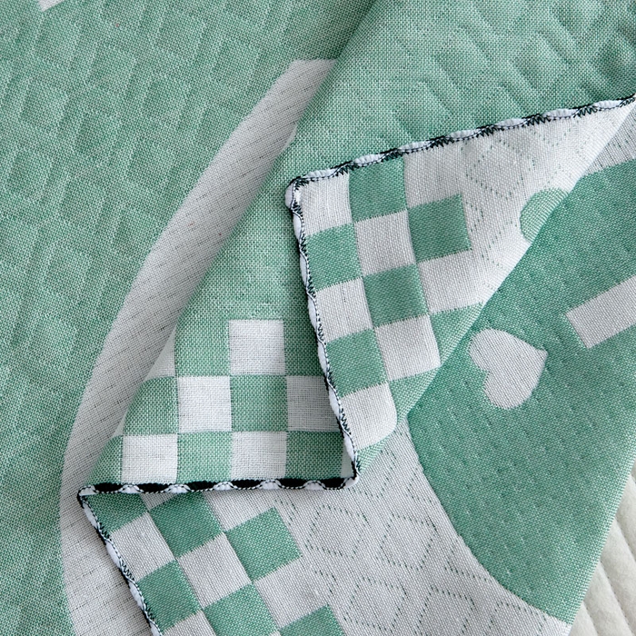 91家纺网 家纺一手货源 找家纺 朴尔家纺-毛巾被 2026新款AB版蜂窝提花锁边立体枕巾 只因爱情-绿