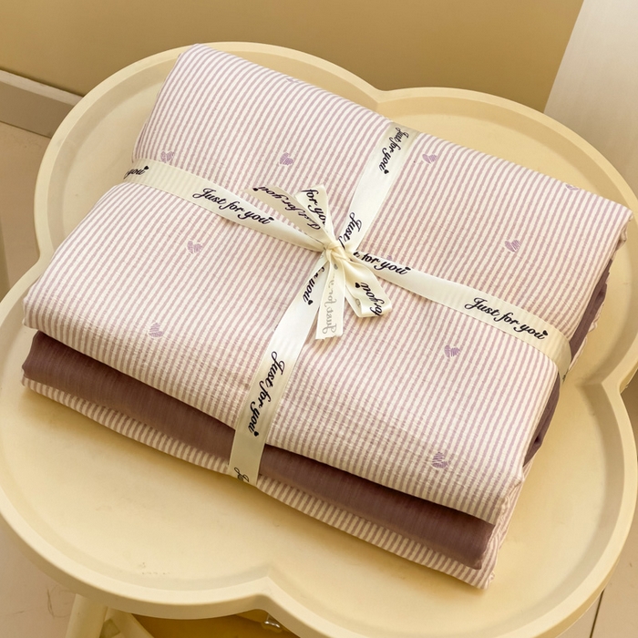 91家纺网 家纺一手货源 找家纺 优选良品 2026新款加厚云感棉双层纱四件套小碎花被套床单床笠款学生三件套新款直播爆款 倾心-紫