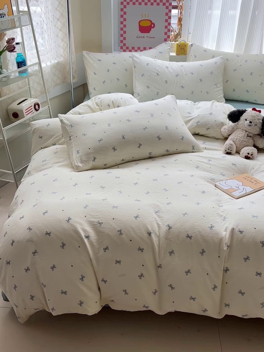 91家纺网 家纺一手货源 找家纺 优选良品 2026新款加厚云感棉双层纱四件套小碎花被套床单床笠款学生三件套新款直播爆款 相思-蓝