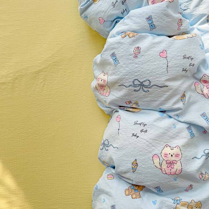 91家纺网 家纺一手货源 找家纺 优选良品 2026新款加厚云感棉双层纱四件套小碎花被套床单床笠款学生三件套新款直播爆款 小猫时光-蓝