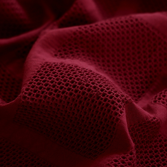 91家纺网 家纺一手货源 找家纺 朴尔家纺-毛巾被 2026新款全棉纯棉质朴方格风立体华夫格透气纱布枕巾单枕巾枕巾单件 方格华夫格-酒红枕巾