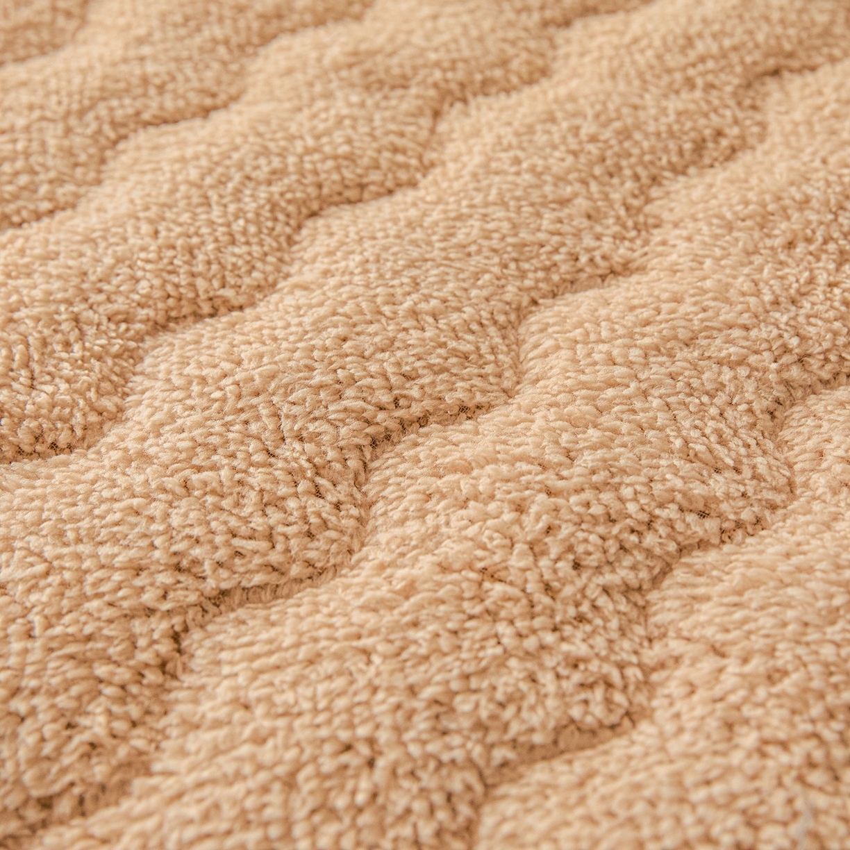 91家纺网 家纺一手货源 找家纺 月茶家纺 2026新款单边羊羔绒床垫垫子 咖色