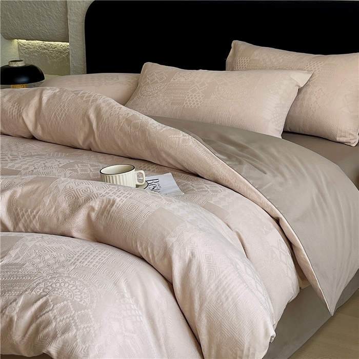 91家纺网 家纺一手货源 找家纺 琪格格纺织 2026新款60s精梳全棉纯棉厚织贡缎提花四件套 A类全棉立体浮雕床品 塞纳河畔-咖