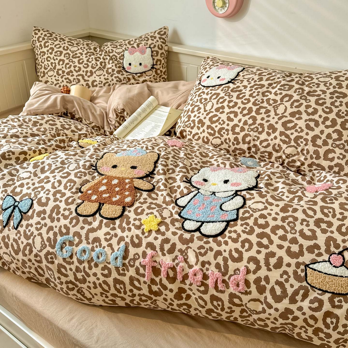 91家纺网 家纺一手货源 找家纺 易辰美 2026春夏新款超柔水洗棉四件套 豹纹猫-咖