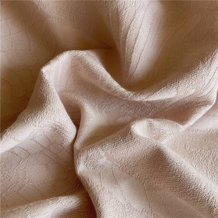 91家纺网 家纺一手货源 找家纺 琪格格纺织 2026新款60s精梳全棉纯棉厚织贡缎提花四件套 A类全棉立体浮雕床品 虞美人-浅咖