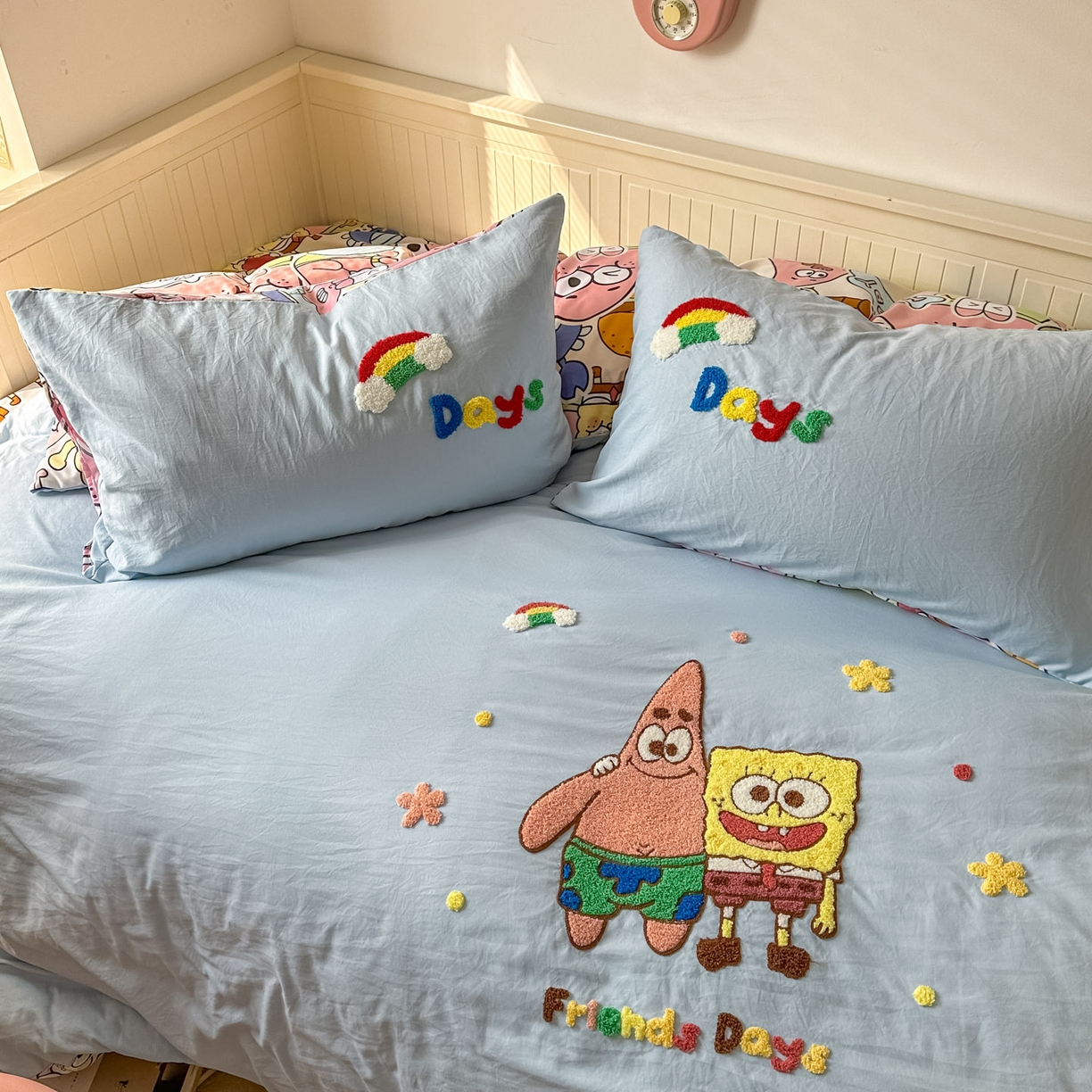 91家纺网 家纺一手货源 找家纺 易辰美 2026春夏新款超柔水洗棉四件套 大星与海宝