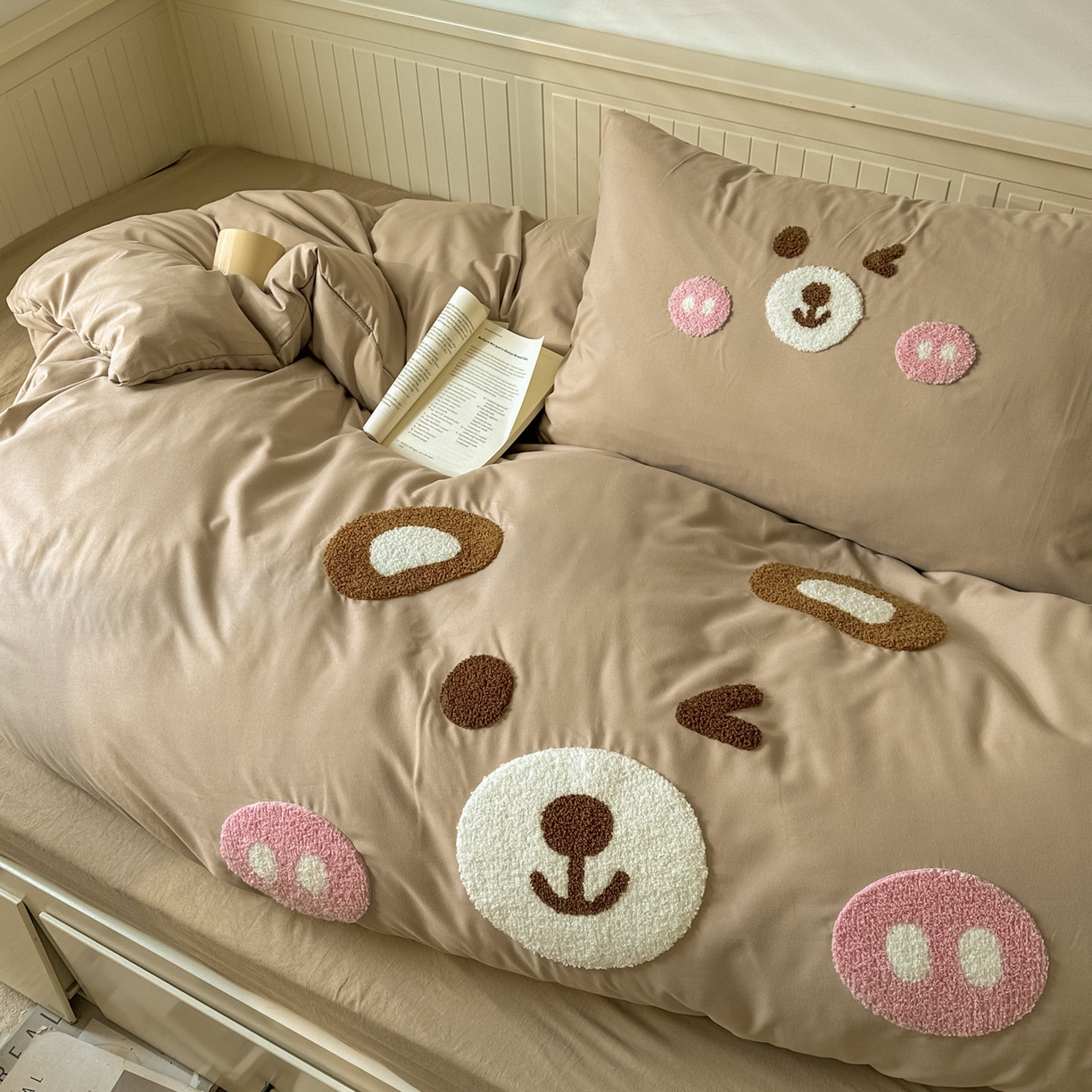 91家纺网 家纺一手货源 找家纺 易辰美 2026春夏新款超柔水洗棉四件套 欢乐小熊