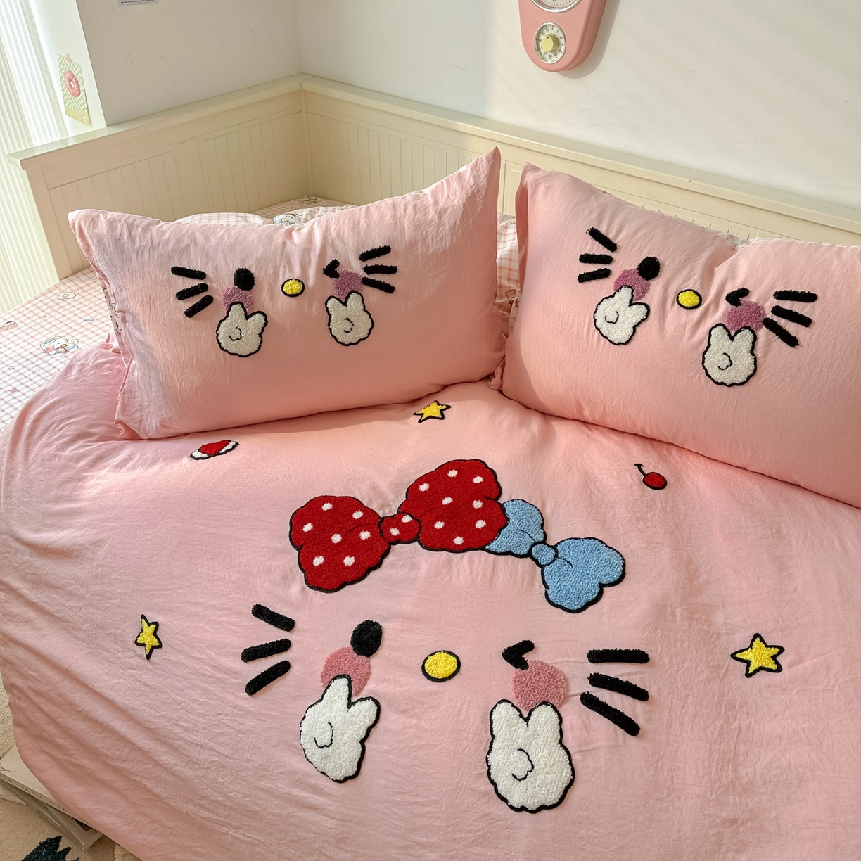 91家纺网 家纺一手货源 找家纺 易辰美 2026春夏新款超柔水洗棉四件套 可爱kt猫