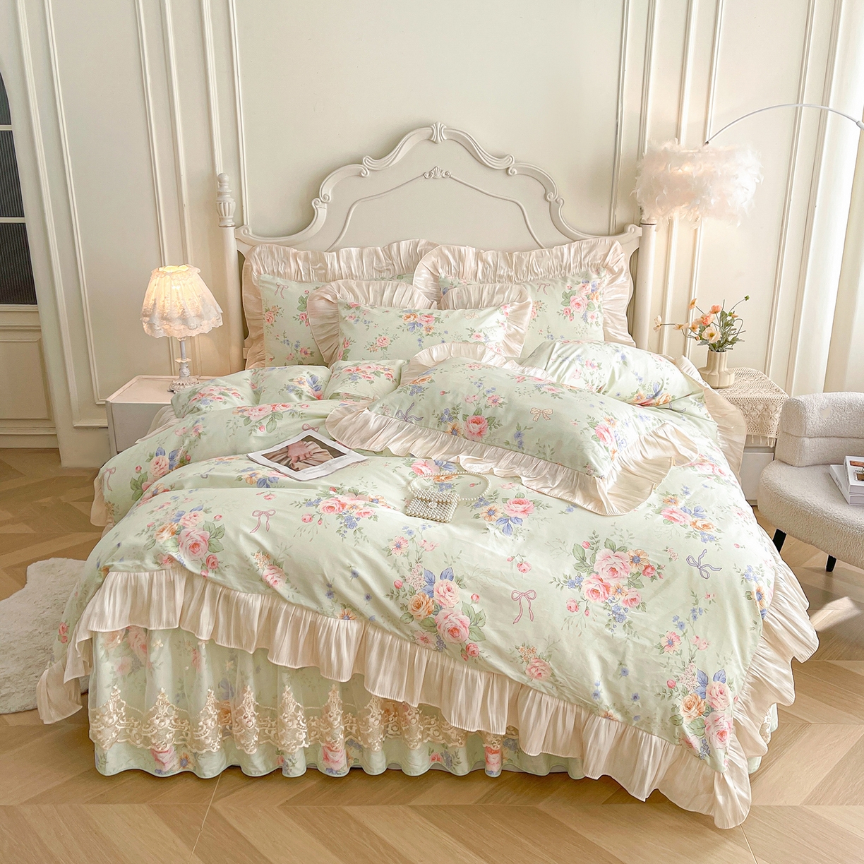 91家纺网 家纺一手货源 找家纺 宜凡家纺 2026新款全棉印花床裙款三件套 曼妙花香