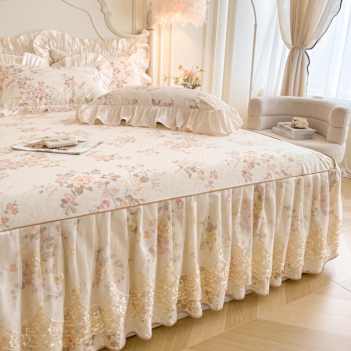 91家纺网 家纺一手货源 找家纺 宜凡家纺 2026新款全棉印花床裙款四件套 花黛织梦