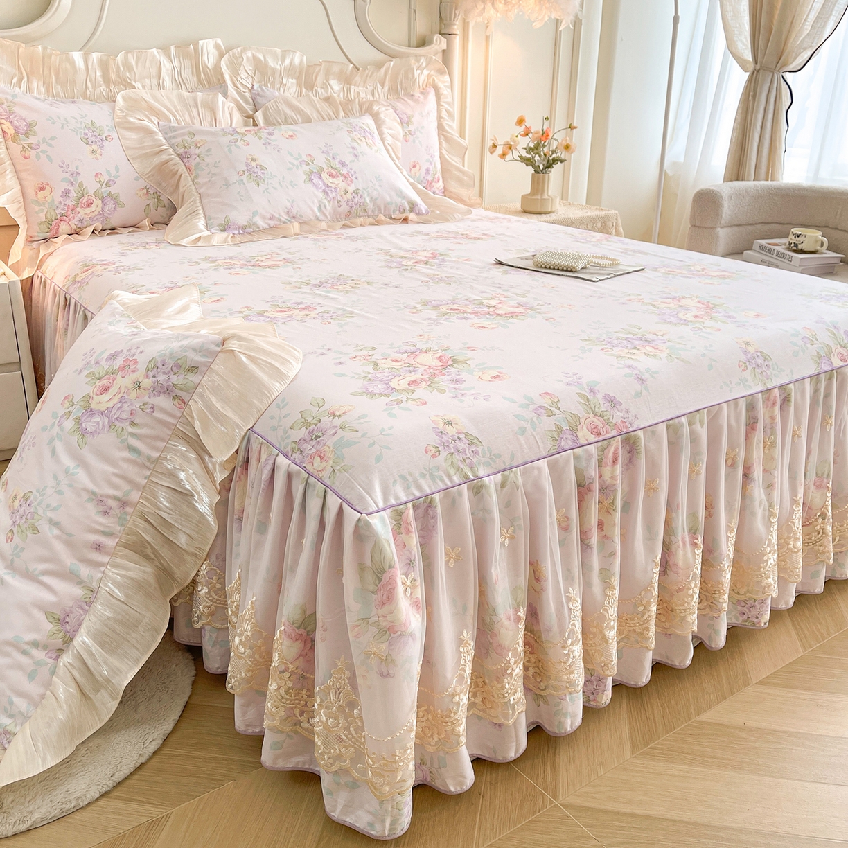 91家纺网 家纺一手货源 找家纺 宜凡家纺 2026新款全棉印花床裙款四件套 春日微光