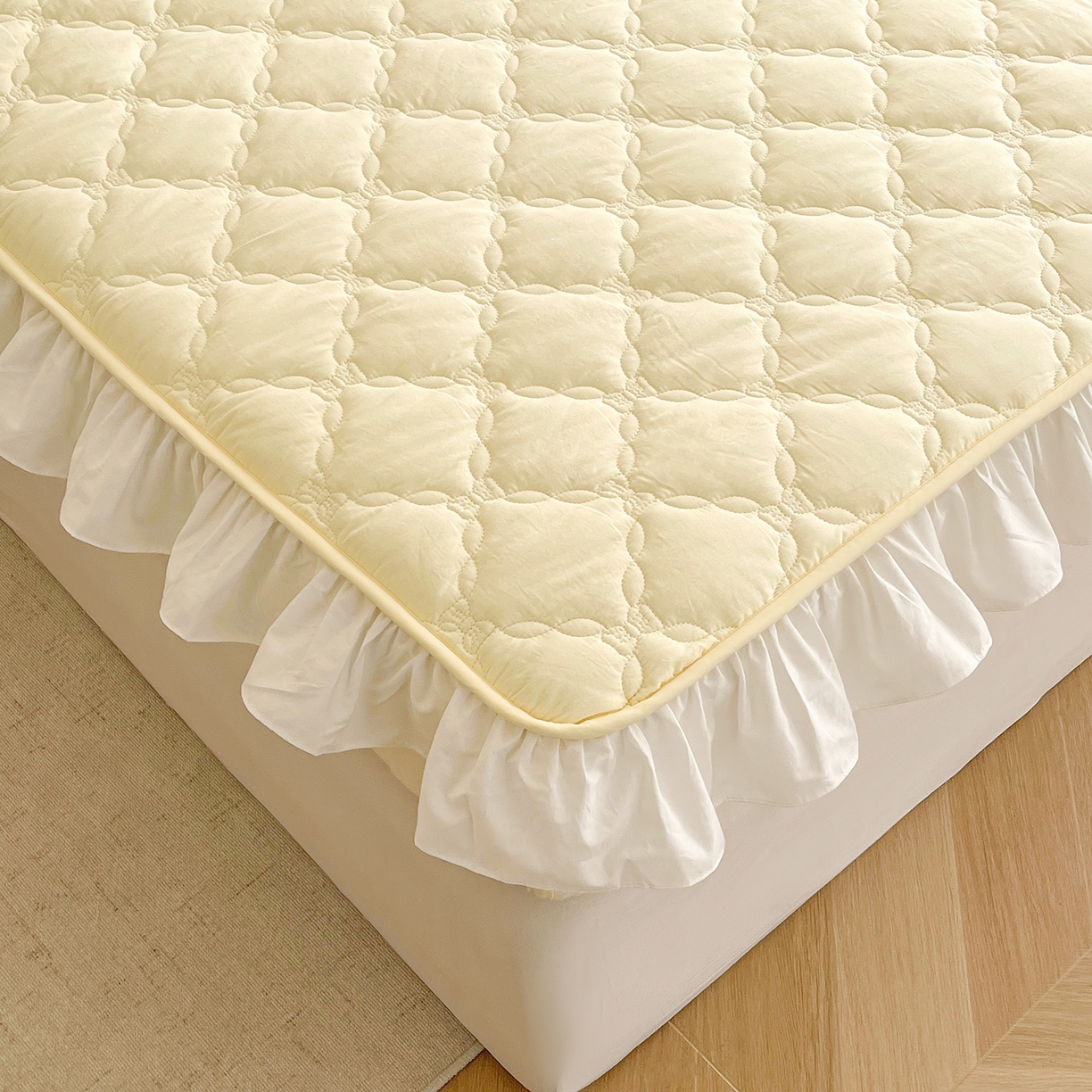 91家纺网 家纺一手货源 找家纺 佳笠家居 2026春夏新款A类全棉纯棉水洗棉新疆棉花少女风花边单床笠 床笠单件 象牙黄