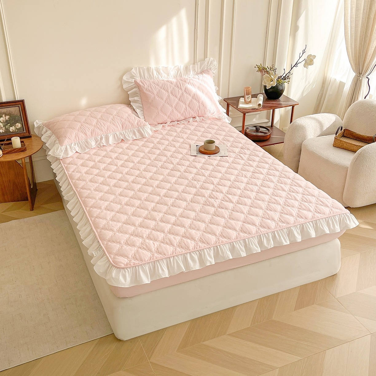 91家纺网 家纺一手货源 找家纺 佳笠家居 2026春夏新款A类全棉纯棉水洗棉新疆棉花少女风花边单床笠 床笠单件 芝夏粉