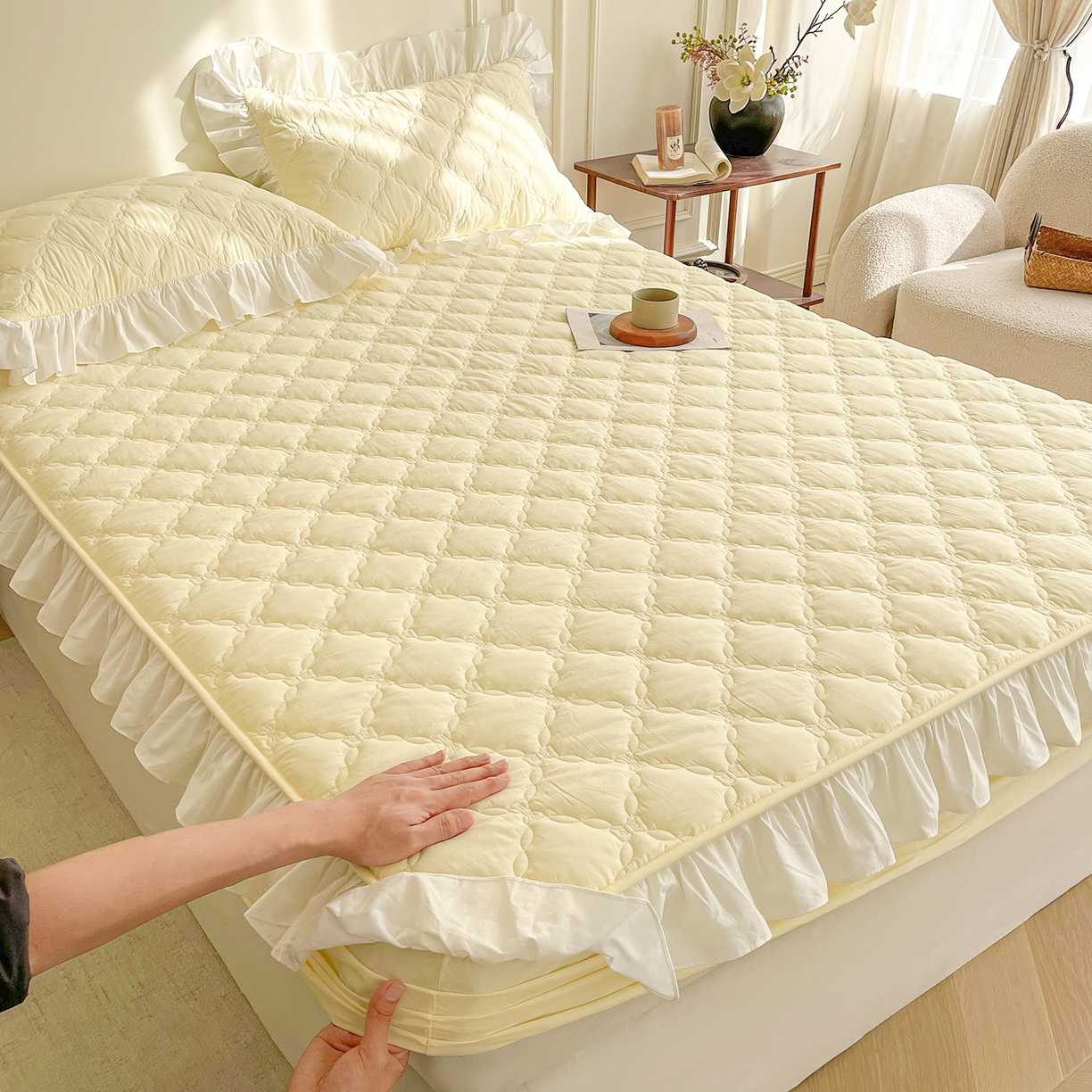 91家纺网 家纺一手货源 找家纺 佳笠家居 2026春夏新款A类全棉纯棉水洗棉新疆棉花少女风花边单床笠 床笠单件 象牙黄