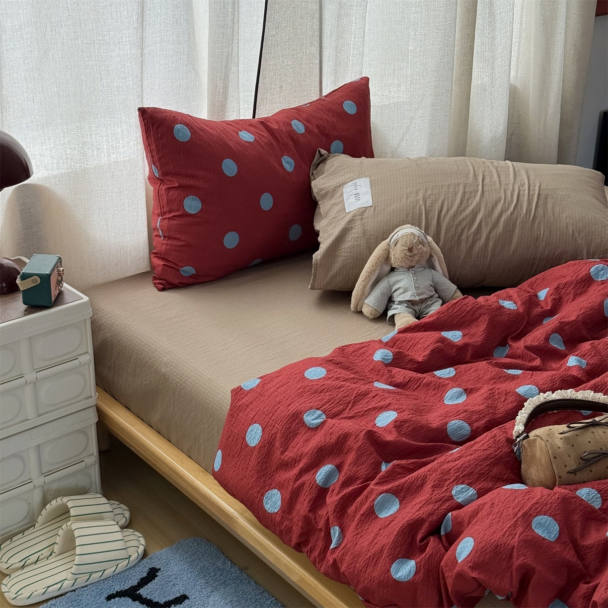 91家纺网 家纺一手货源 找家纺 拾一 2026新款软糯木棉甜美波点系列四件套 甜美波点-蓝红
