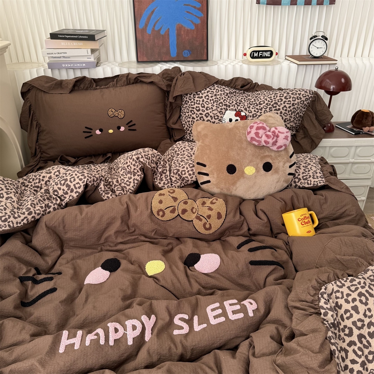 91家纺网 家纺一手货源 找家纺 拾一 2026新款少女心可爱黑皮KT猫猫花边款毛巾绣木棉四件套 猫猫-棕